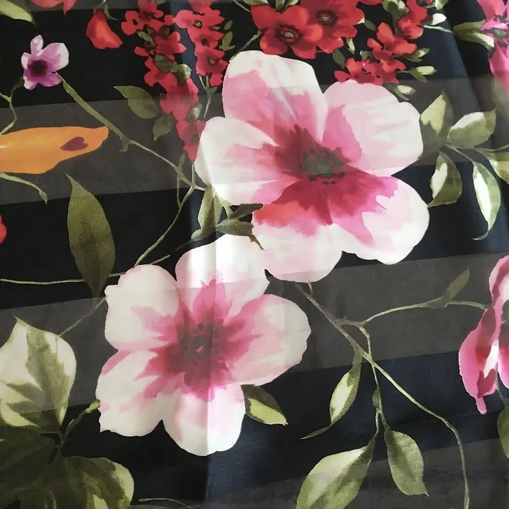 OSCAR By Oscar De La Renta Scarf Pink Black Floral Silk Square 20